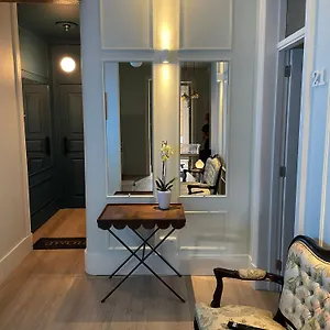 https://charming-guesthouse-from-xix-century.hotels-lisbon-portugal.com